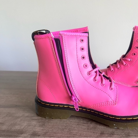 DR. MARTENS Junior 1460 Lace Up Girls Boots Size 4 SKU#241181 - Picture 8 of 11